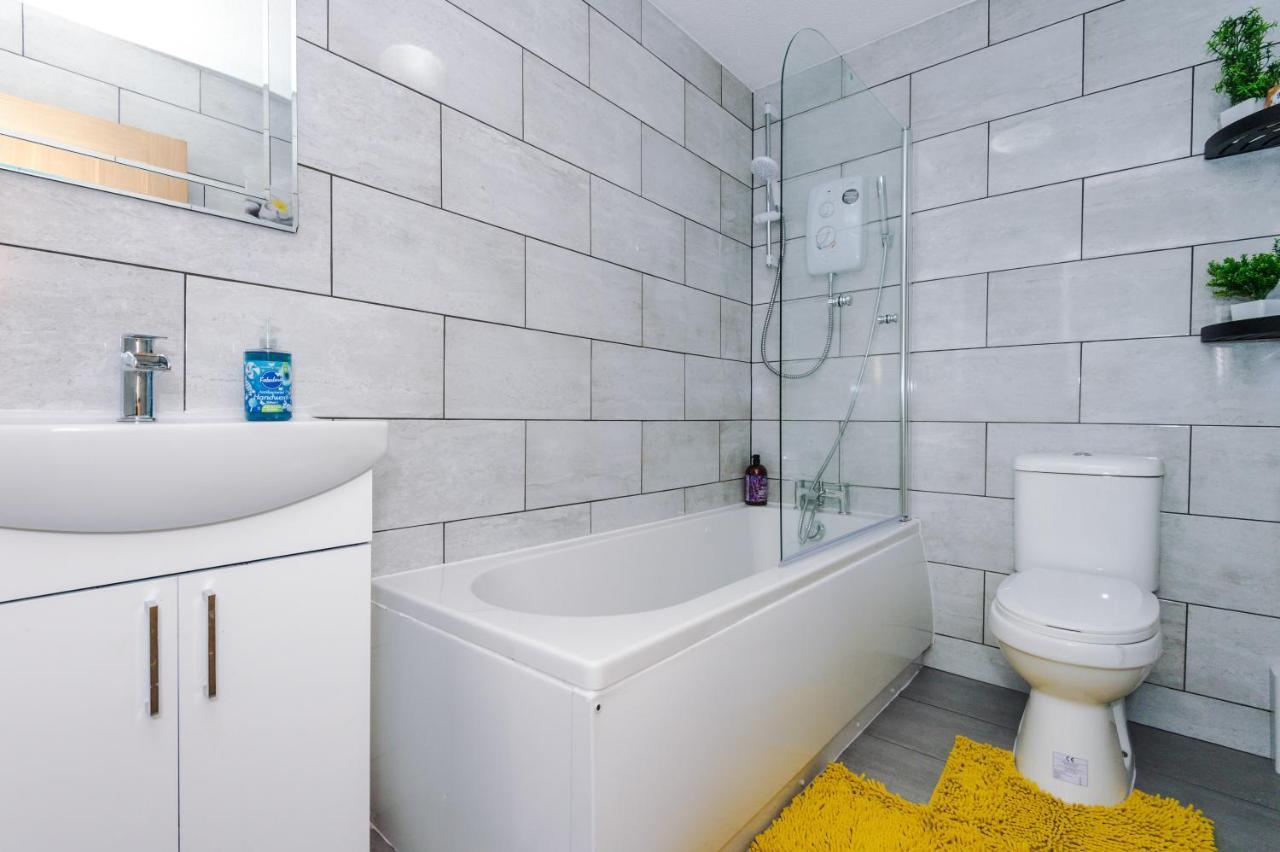 Stylish 4 Bedroom Home Close To Manchester City Centre 外观 照片