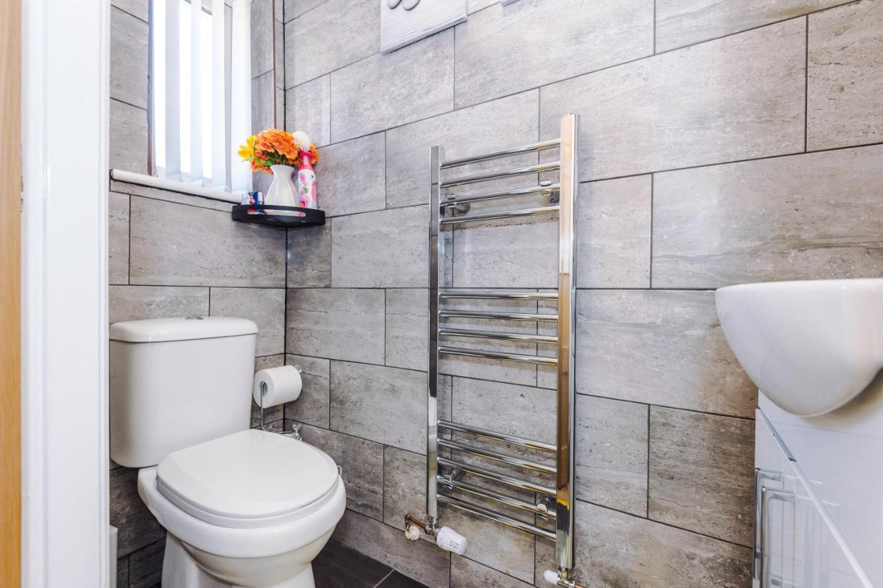 Stylish 4 Bedroom Home Close To Manchester City Centre 外观 照片